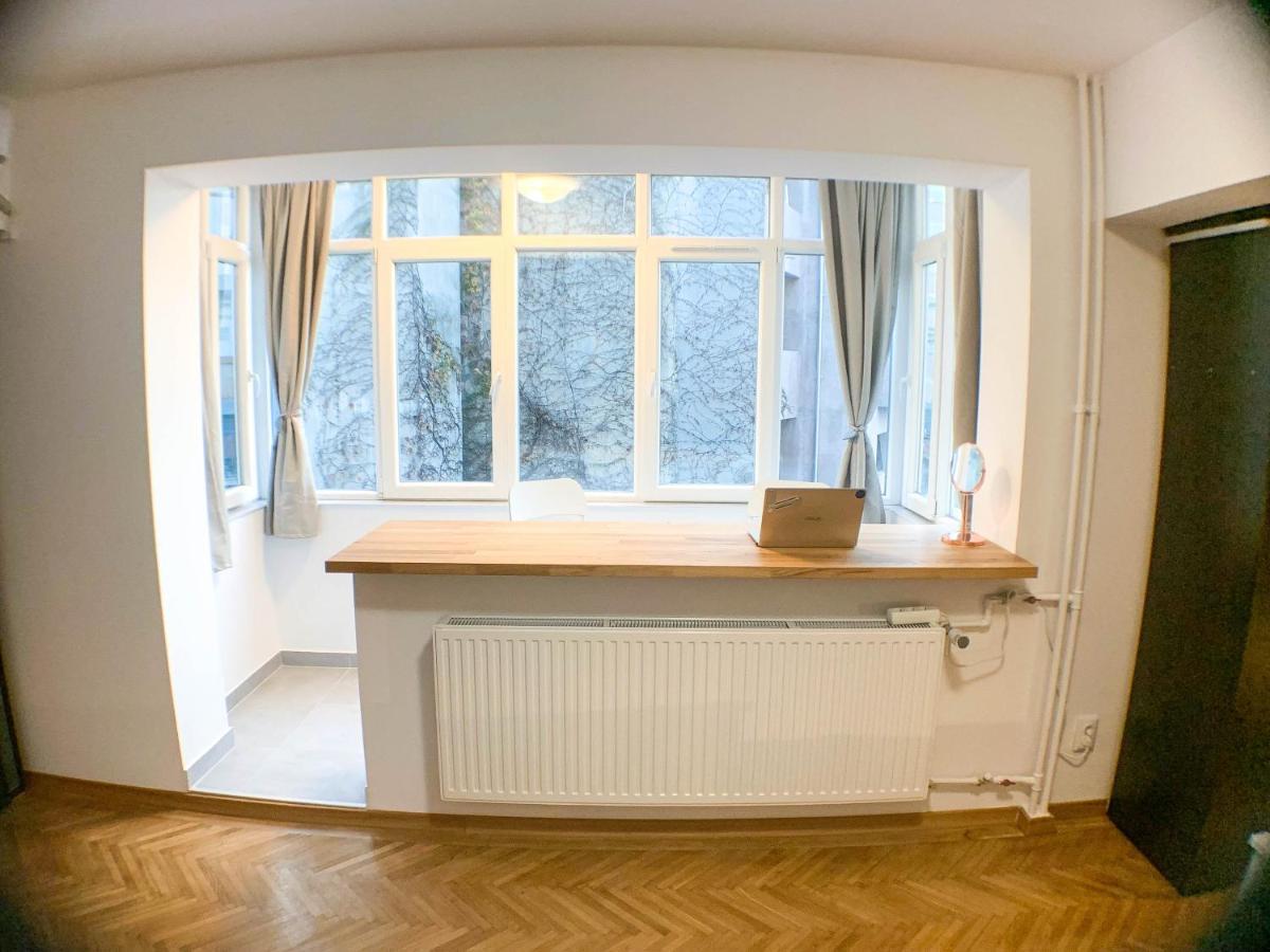 Luterana Studio Apartment Boekarest Buitenkant foto