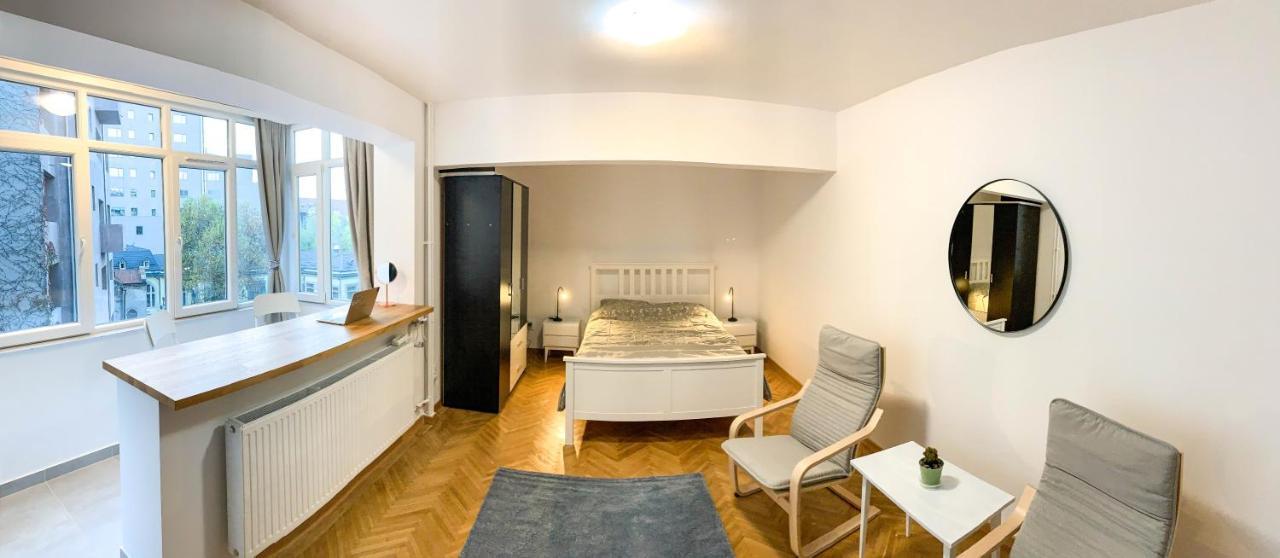 Luterana Studio Apartment Boekarest Buitenkant foto