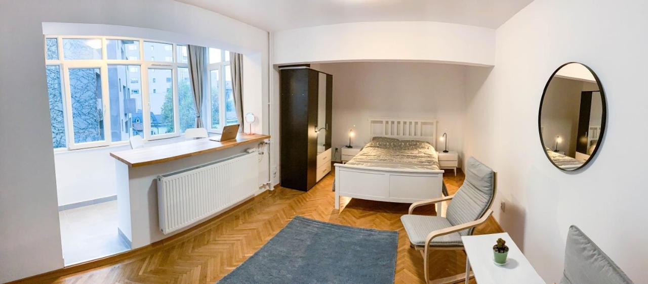 Luterana Studio Apartment Boekarest Buitenkant foto